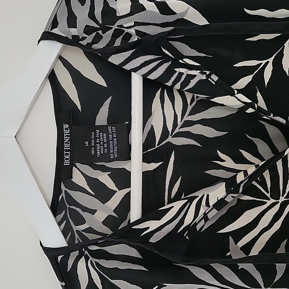 Holt Renfrew | Silk Mesh Tie-Front Beach Coverup | Size 14 (Fits Small) - Picture 2 of 5